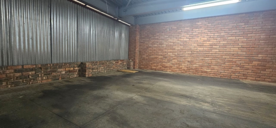 To Let commercial Property for Rent in Beacon Bay Eastern Cape